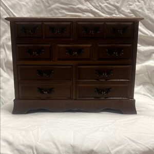 Vtg. Brown Wooden Storage Chest  jewelery